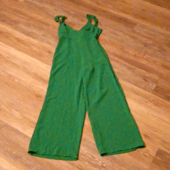 Rolla Coster Jumpsuit 🔥 - Picture 2 of 6